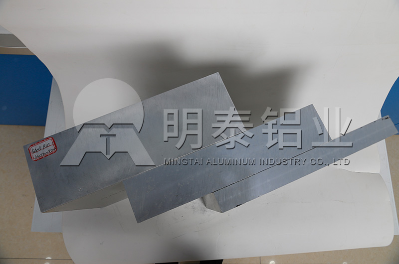 镜面黄色软件大全性能优良