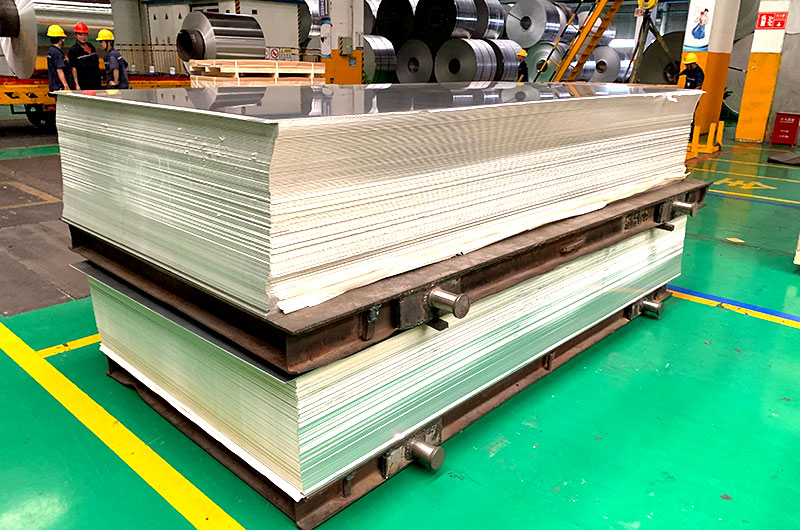 散热片/标牌用1050黄色软件大全用途广泛